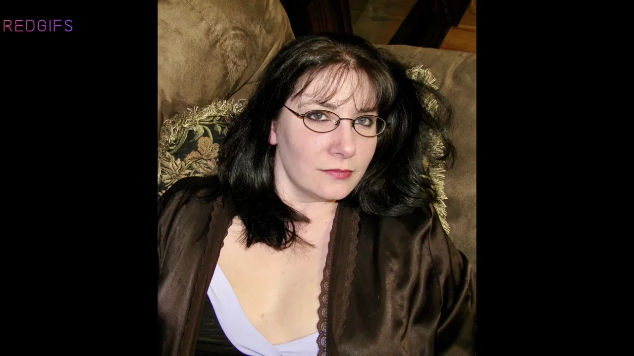 Lay down so I can cum on your face! The Misty Logan Experience!