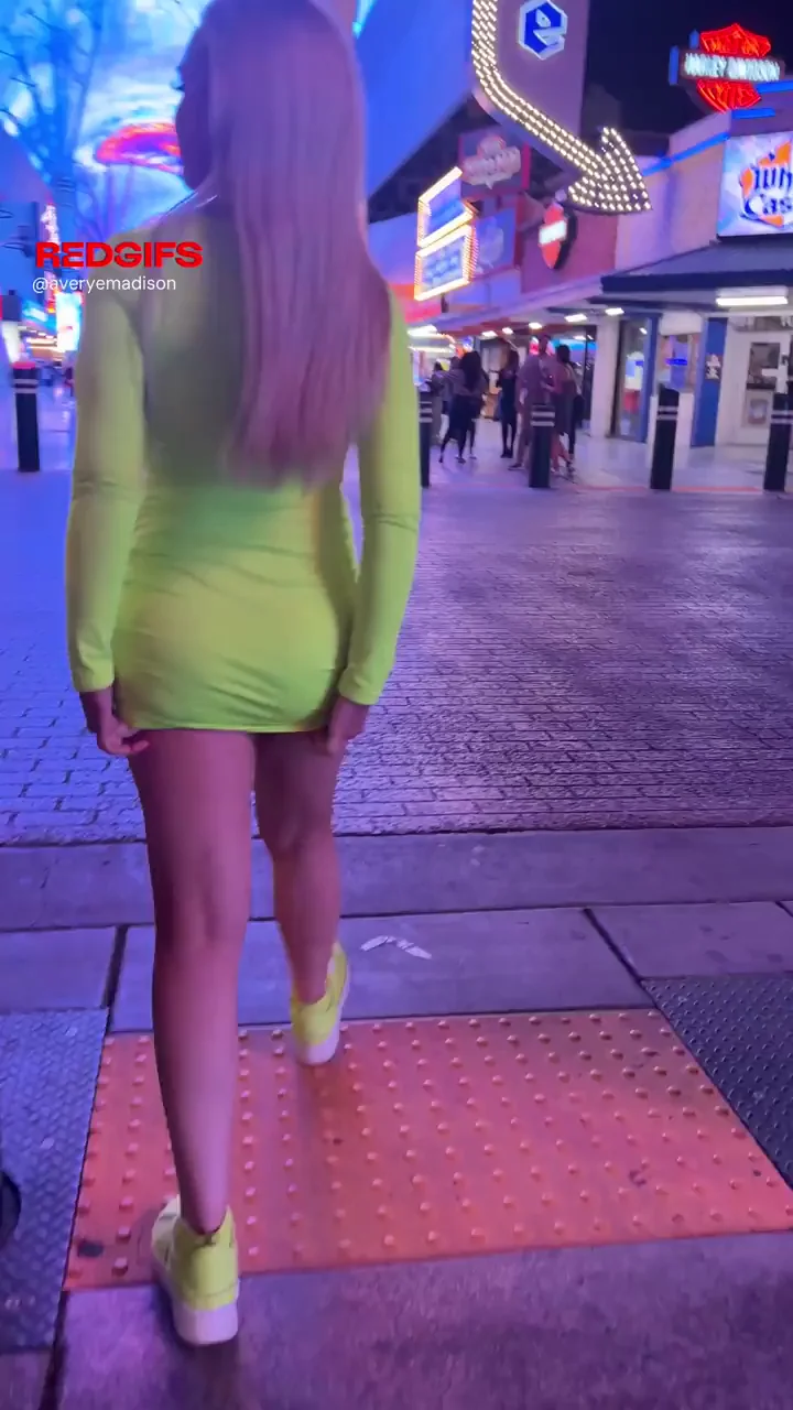 Booty break between bars