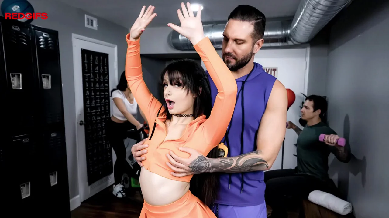 Freeuse Trainer's Secret Method Gym Workout Turns Into a Workout of Pleasure