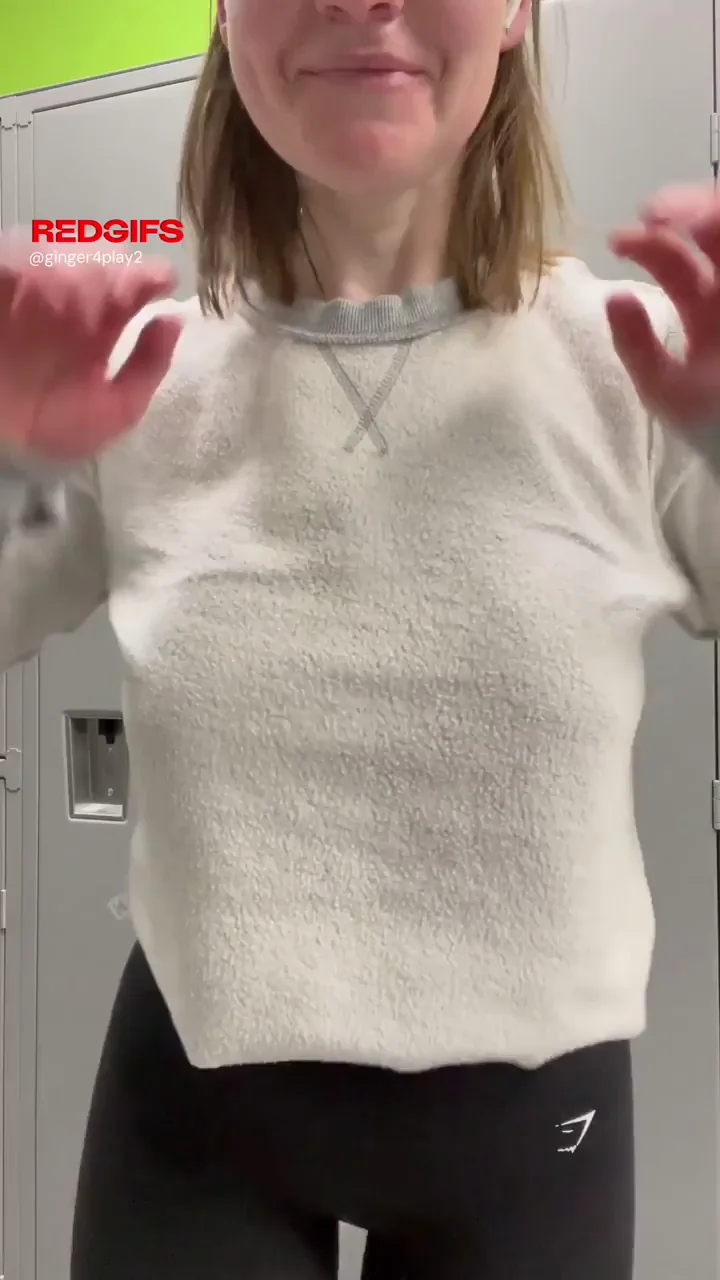 Gym-Fresh Ginger MILF Flashes Massive Tits in Tight Yoga Pants