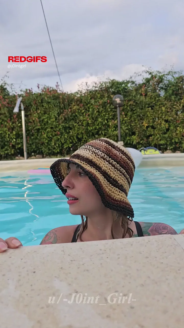 🍈 Massive Tits Exploding Outta the Pool! 💦🔥