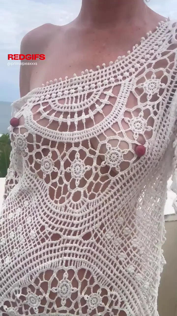 Milfs on vacay are the naughtiest