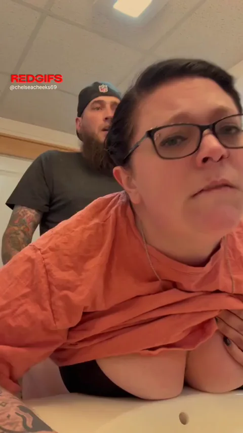 Plowcam Poundfest: Bearded Dude Rails Thick MILF Doggie on Work Desk!