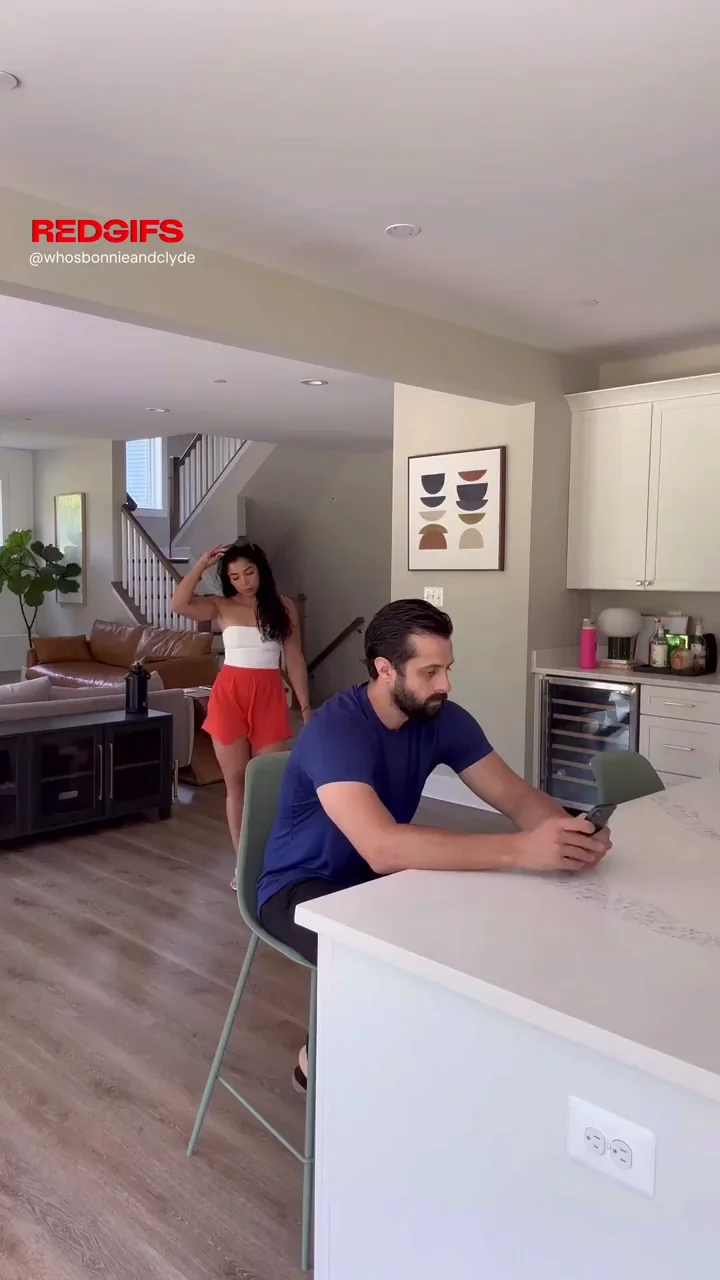 Bonnie's Thicc Latina Ass Craves Clyde's Massive Cock Homecoming Pound