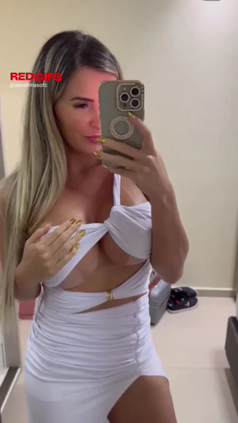 My white dress is beautiful, but I prefer to reveal my tits to you..