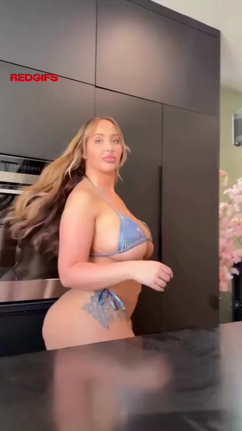 Voluptuous blonde