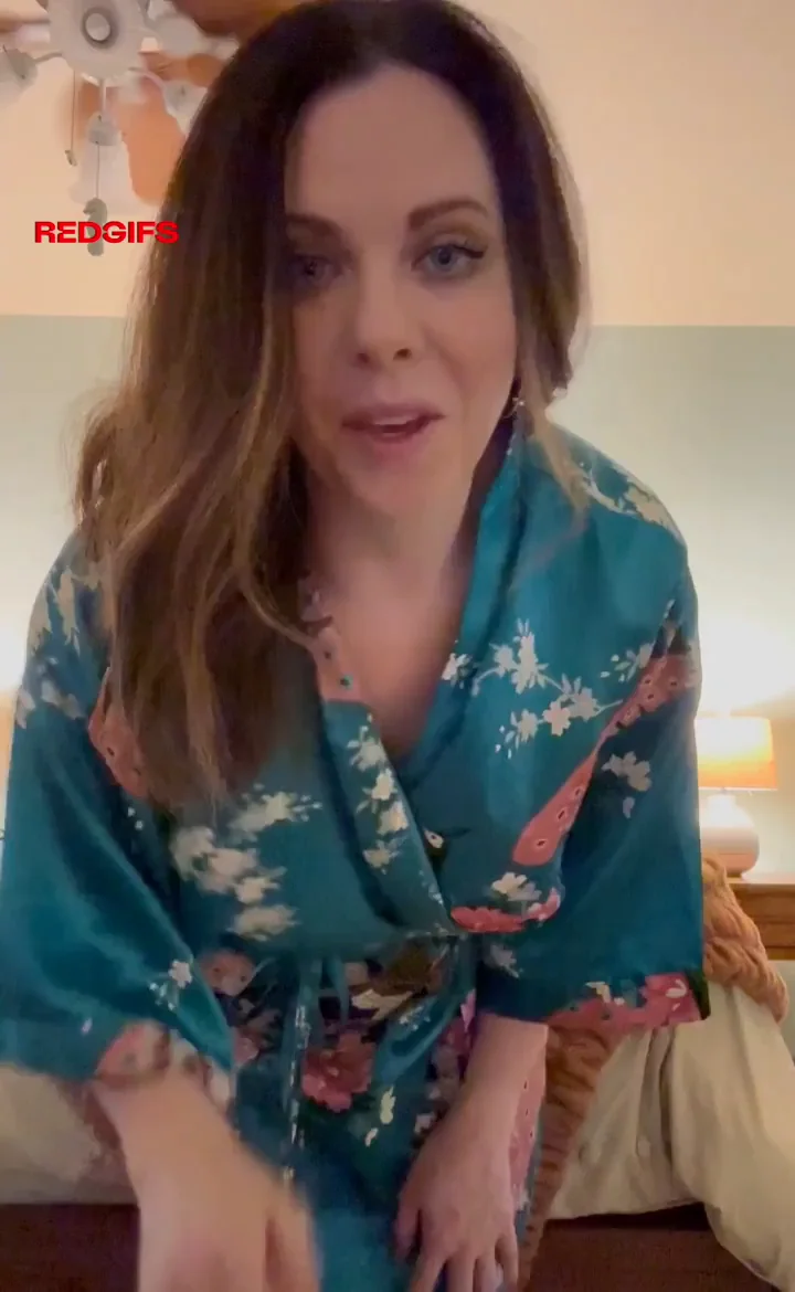 MILF Tease in Silk: Big-Titted Robe Flash