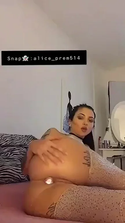 🔥 Busty Asian Slut Loves Anal Fingering Her Tight Hole 😈🍑