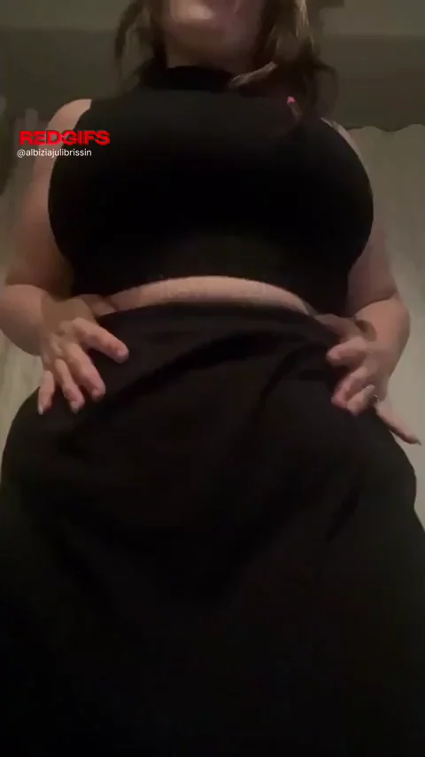 Does all black hide my curves