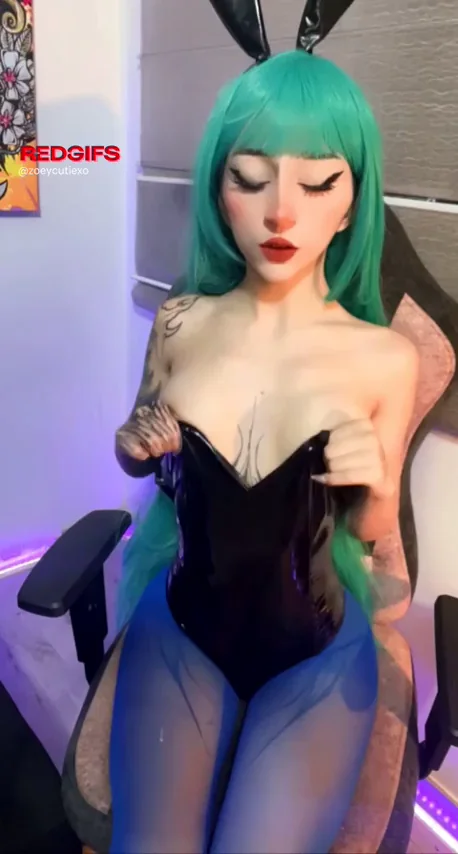Will you play with my tits if I said yes