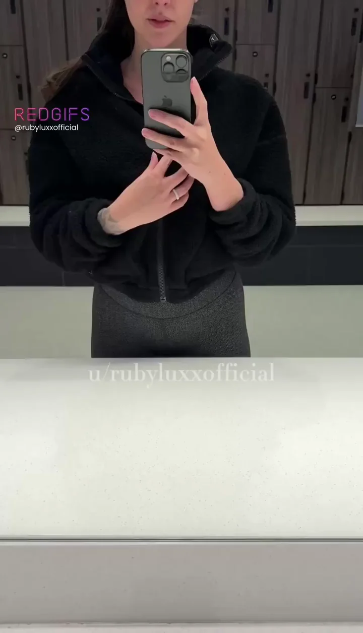 Flashing in the gym locker room