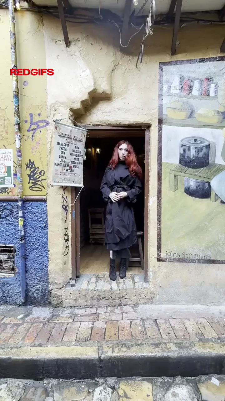 Riskier Flash, Bigger Rush 😈🔥 Pussy Tease in Public Doorway