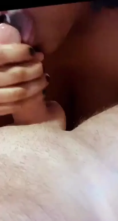 🍫🔥 [F23] BBW Ebony Slut Returns the Cum Favor with Sloppy Gagging BJ! 💦🍆