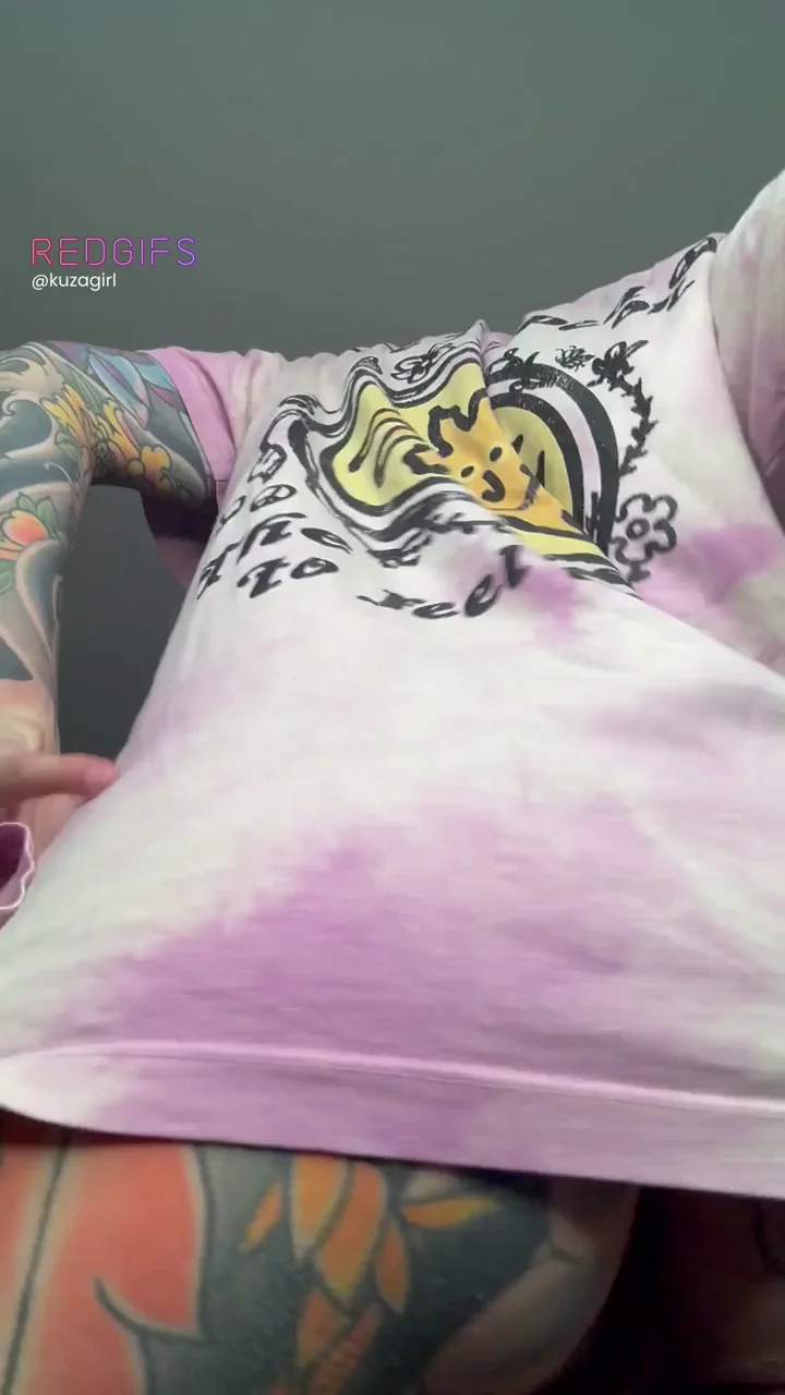 love to send random ass videos to my guy friends