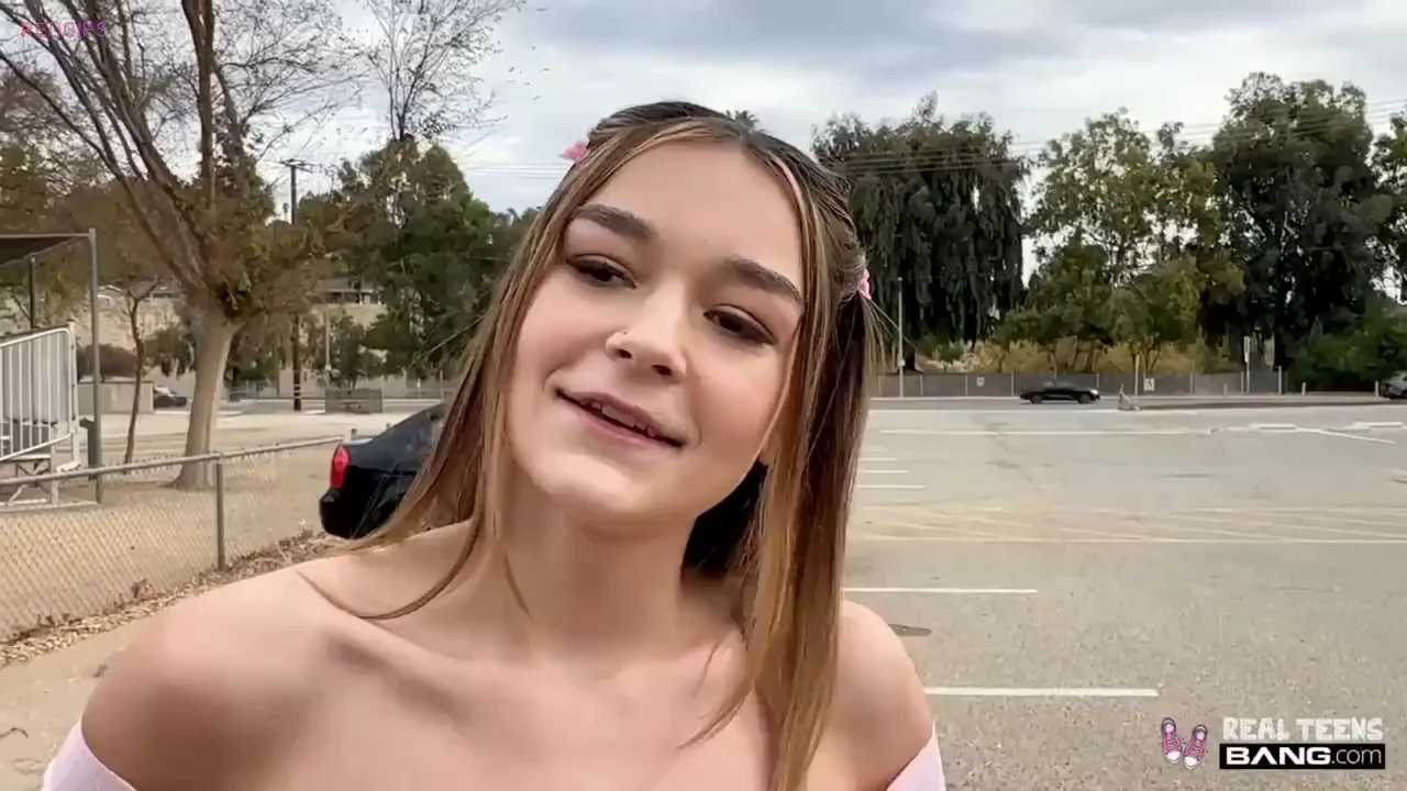 [Della Cate, 18] Tiny Submissive Teen Della Cate Gets Creampied