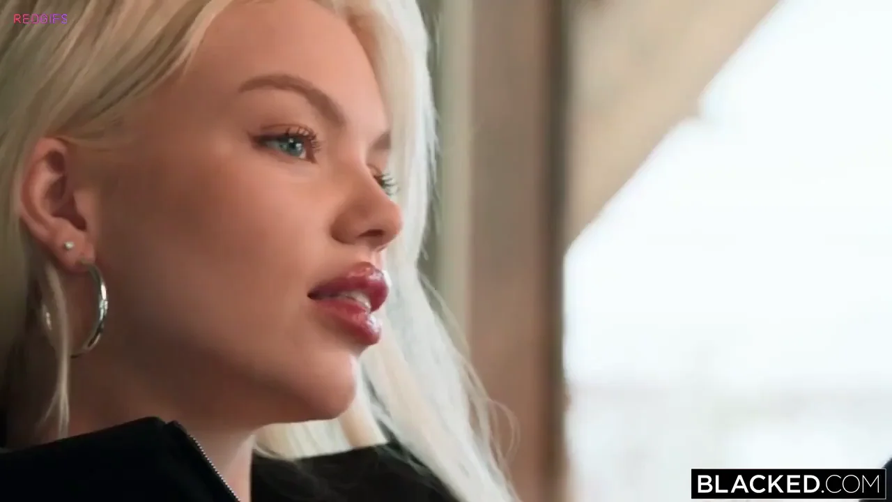 [Ashby Winter, 22] Tiny blonde gets pussy filled