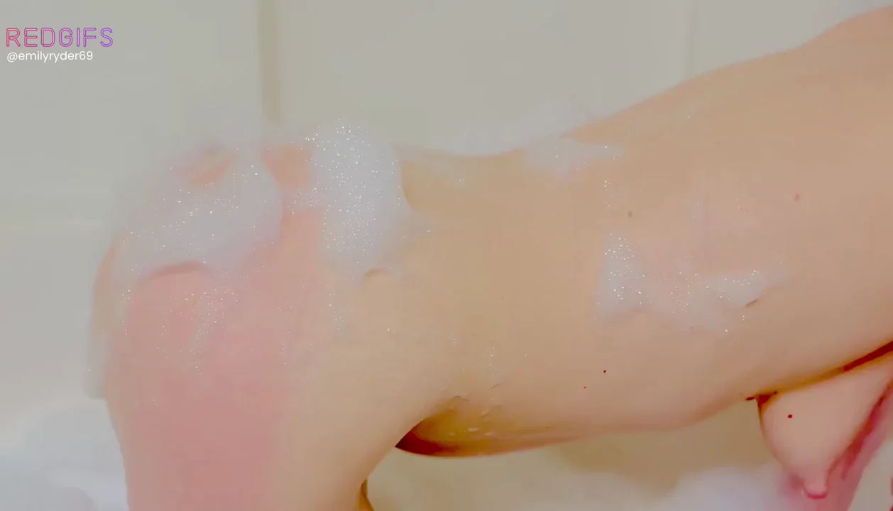 💦 Soccer Mom's Naughty Church Secret: Creamy Pussy Tease After Service 😈 Would You Fuck?