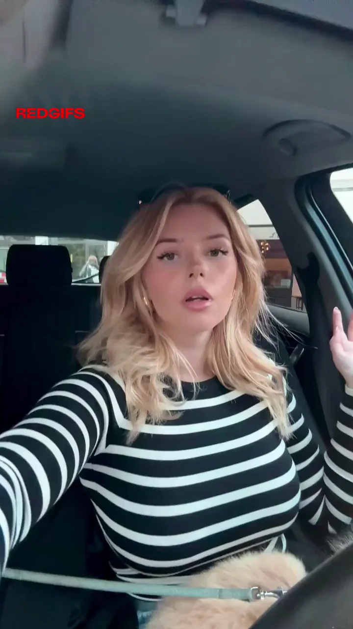 Blonde Bimbo's Busty Struggle in the Car 💋🍈🍈