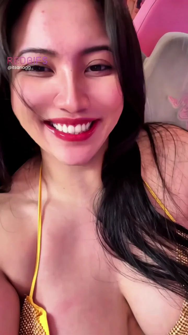Does this make you want to fuck a big titty Asian?