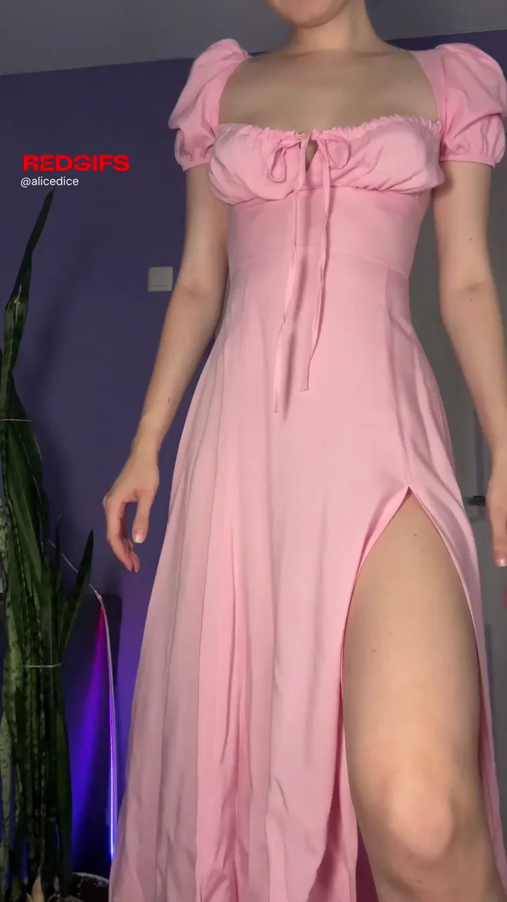 🔥 Pink Dress Downblouse Tease: Eyes Locked on My Perky Nats 😏