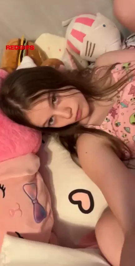 Love My Super Tight Teen Pussy? 😈💦