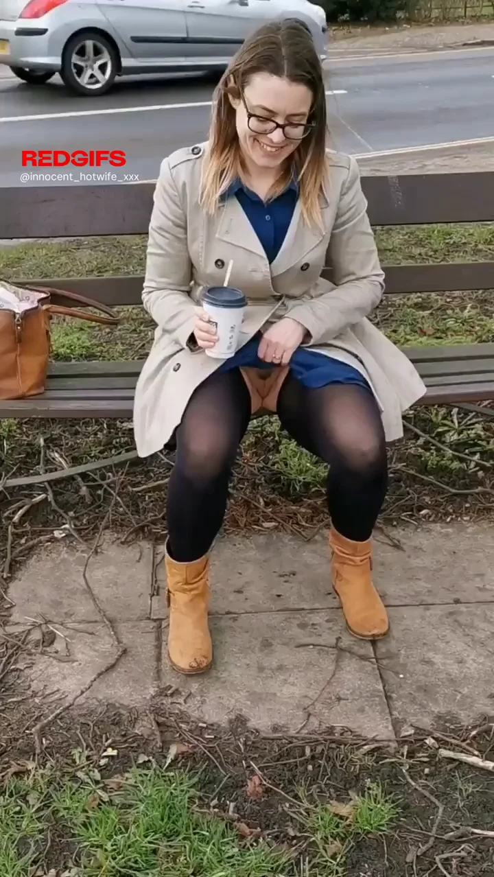 Another flash of my pussy in public