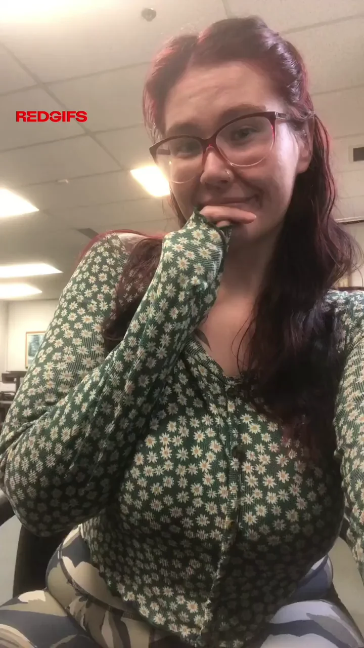 🔥 Coworker Slut Flashes Massive Tits at Work 😈