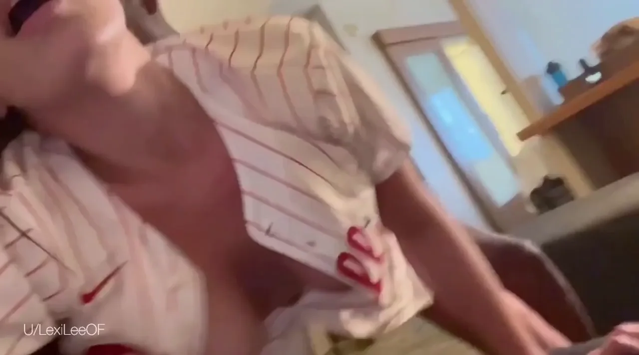 Phils Game Hotwife Ditches Hubby for BBC Pound 💦⚾🍆