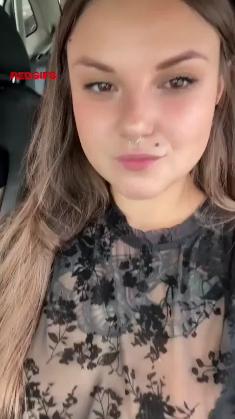 😏 Bestie Fixes Her Shaky Kissing Game with Juicy Tongue Lessons 👅💋