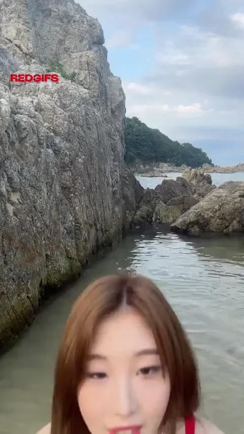 Yeojin - LOOSSEMBLE