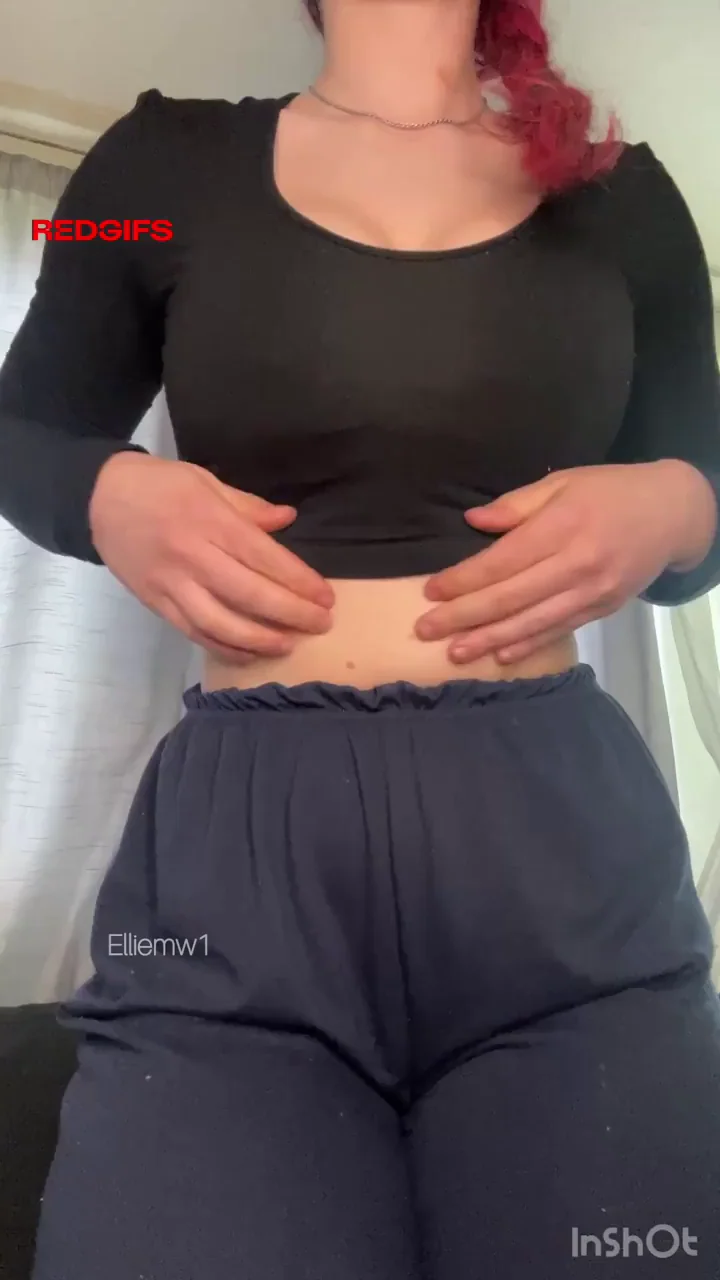 Slim Waist, Stacked Tits Tease 💦🍒