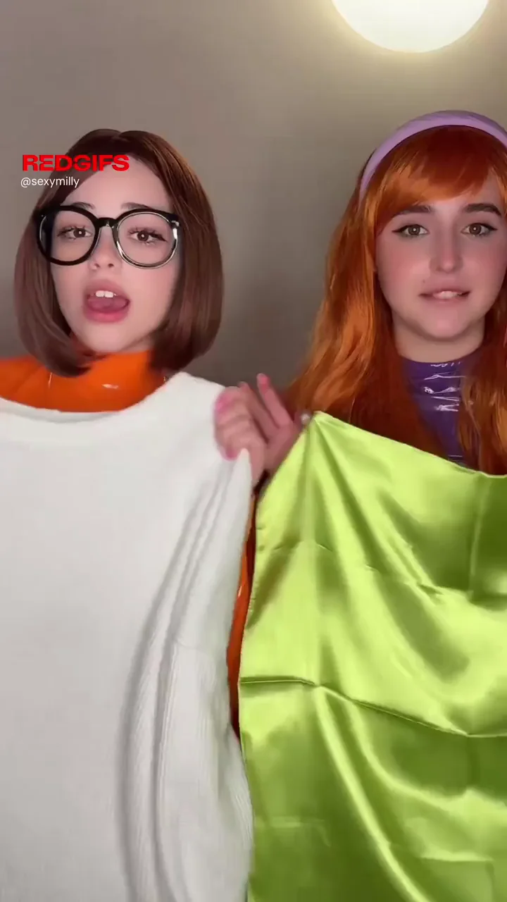 Perky Scooby Sluts Teasing Tits 😍🔥