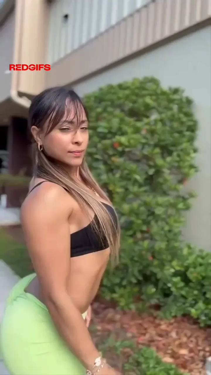 TikTok Thot's Iron Ass: Front or Back Flex?