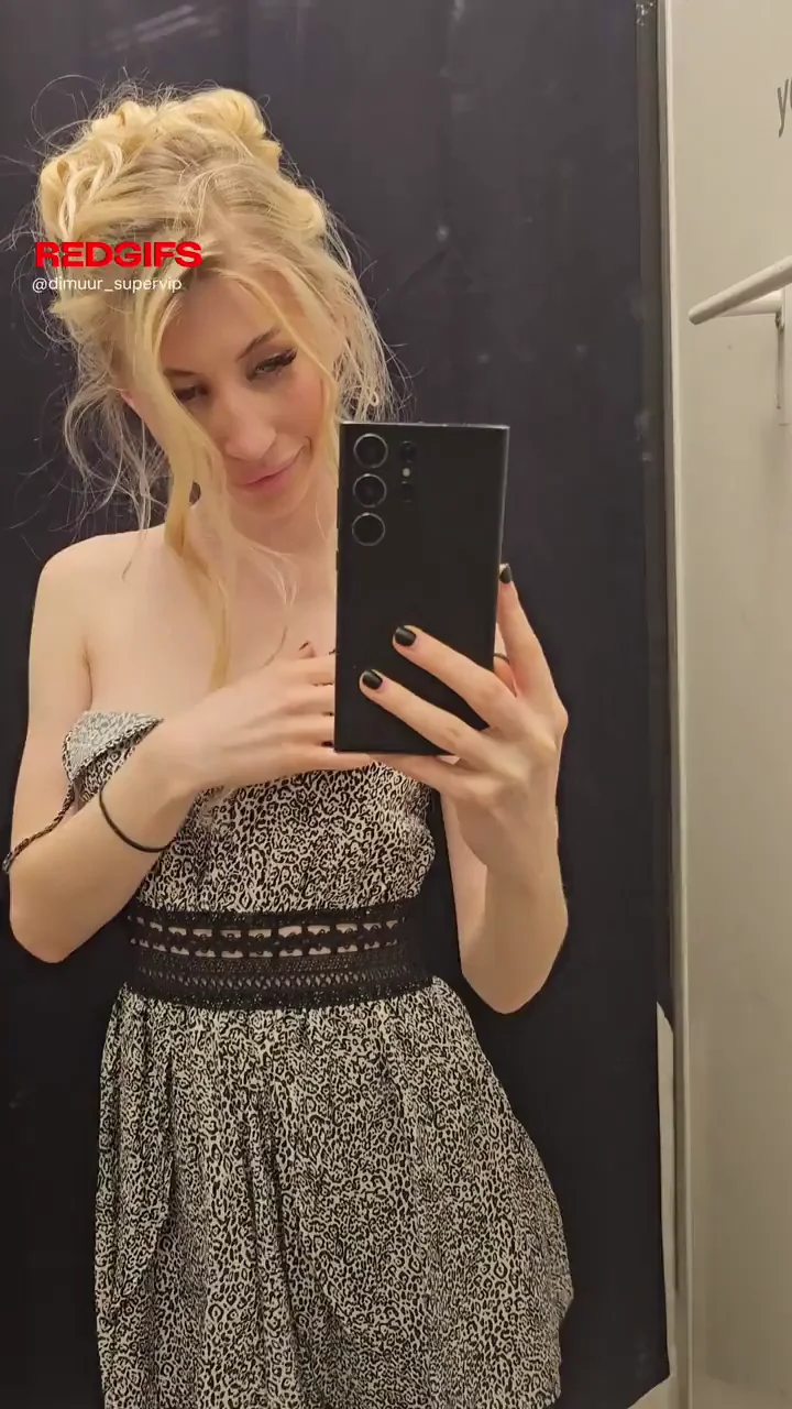 Showing my little boobs turns me on..... Im weird