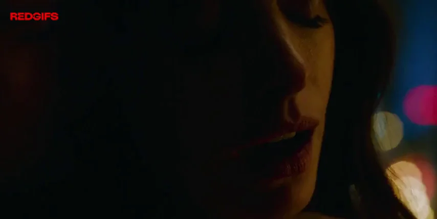 Anne Hathaway's Steamy Car Ride Tease in The Idea of You