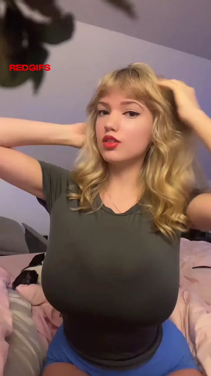 🍼 No Need to Guess Her Colors: Massive Tits Overflow! 🔥