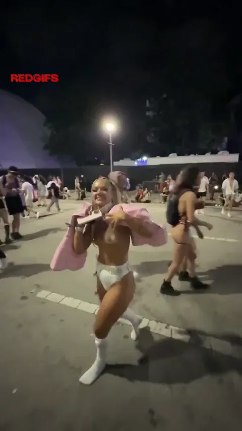 no bra no shoes no worries 🤪
