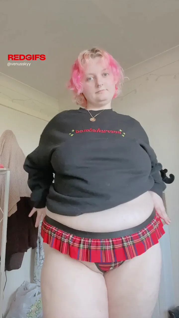 there seems to be a hole in my skirt....