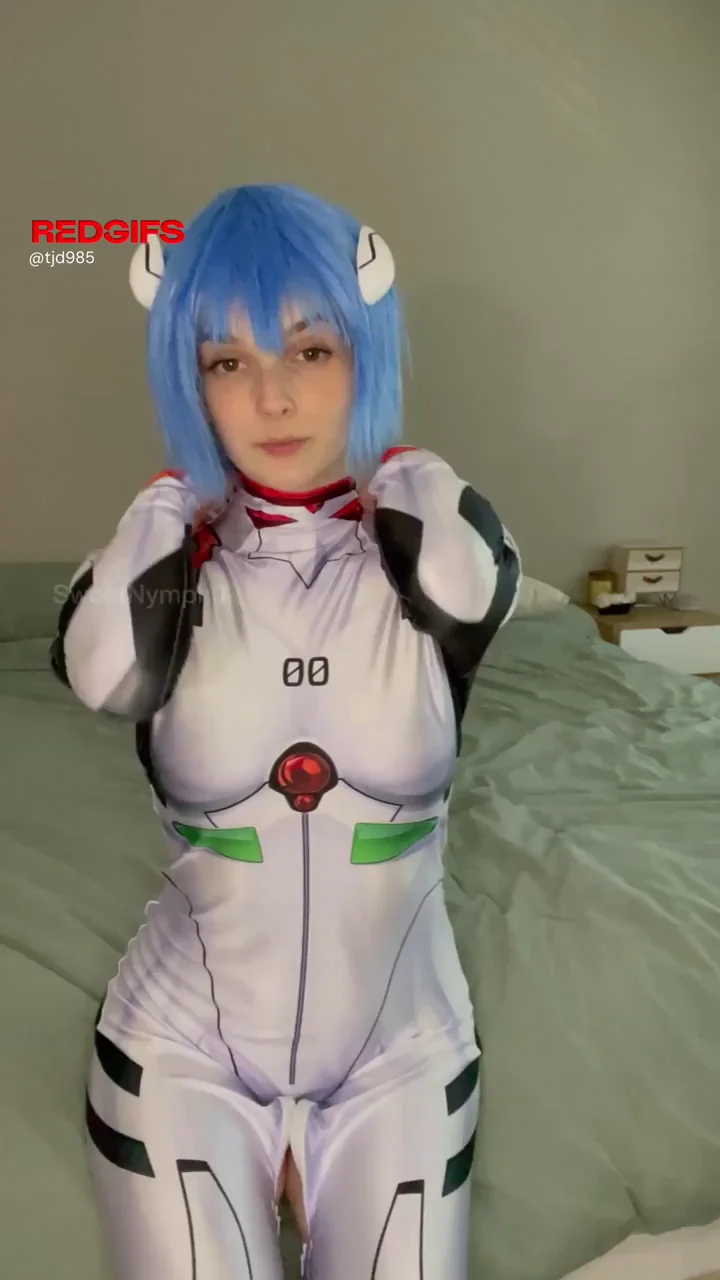 Sweet Nymph's Rei Ayanami Cosplay Tease 🔥💙