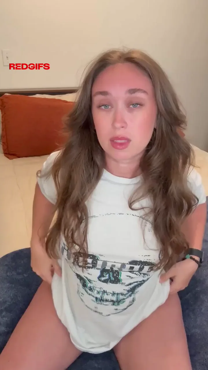 Baggy Tee Tease: MILF's Massive Natural Tits Spill Out