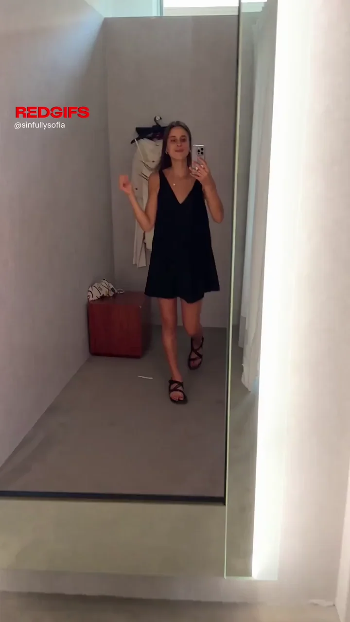 real girls love to get off in the changing room