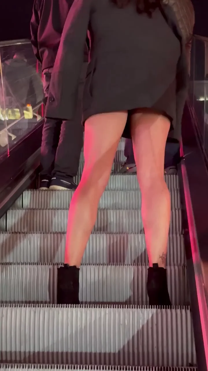 A good rear pussy shot should be enjoyed everywhere