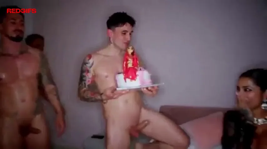 She Fucking Loves Her Gangbang Gift 🐢🍆💦