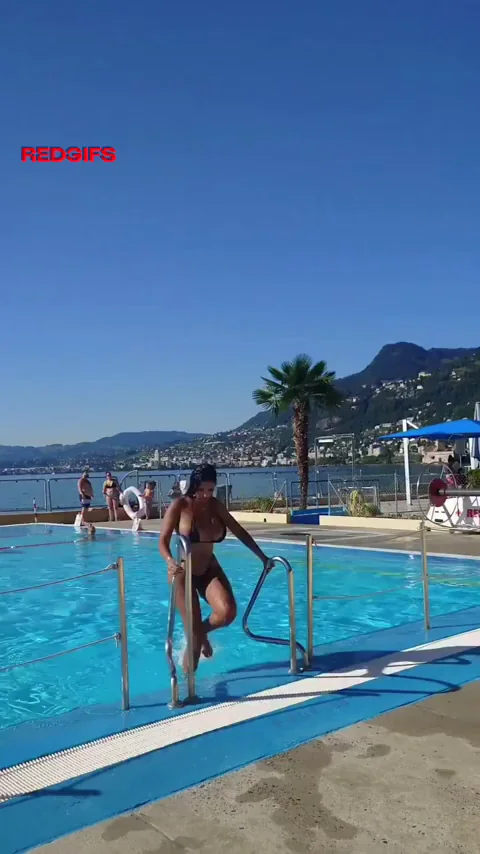 Pool vibes