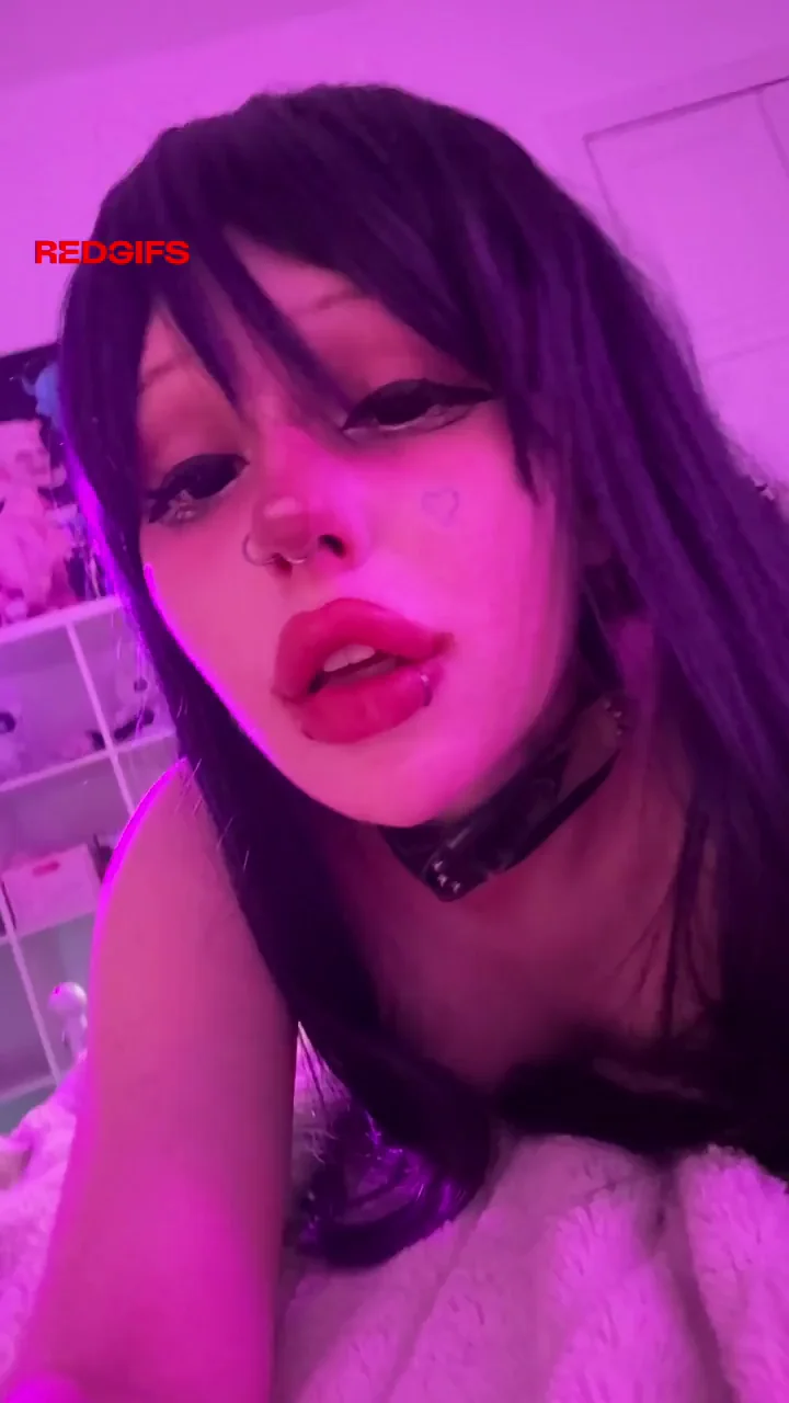 I began to leak, waiting for the leash to collared
