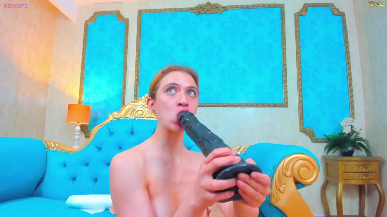 Intense deepthroat hold