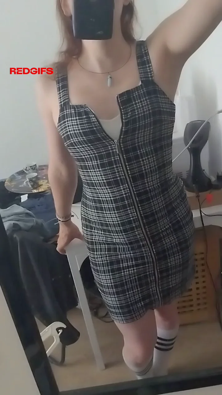 Pale Trans Slut Teases: Be My Girlfriend?