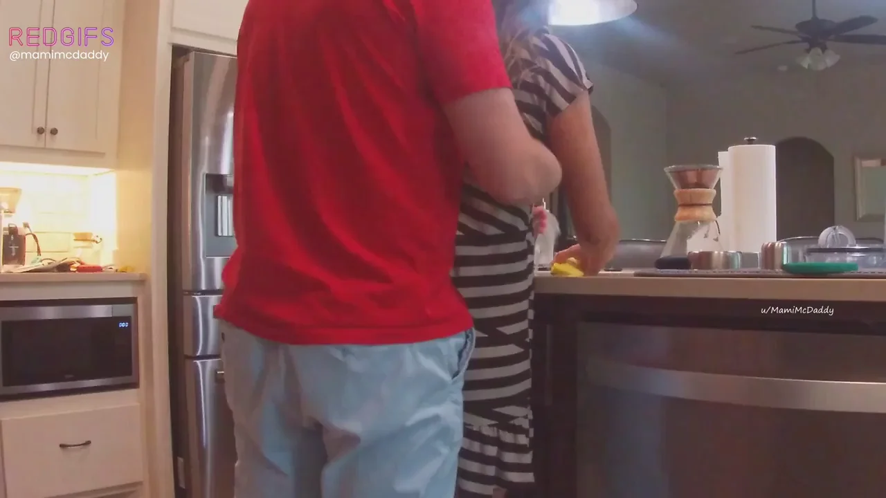 House Empty, Cock Out: Freeuse Latina MILF Gets Railed in Kitchen