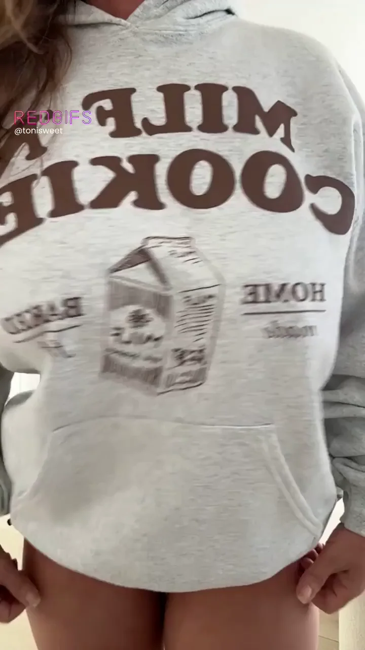 A good morning sexy reveal