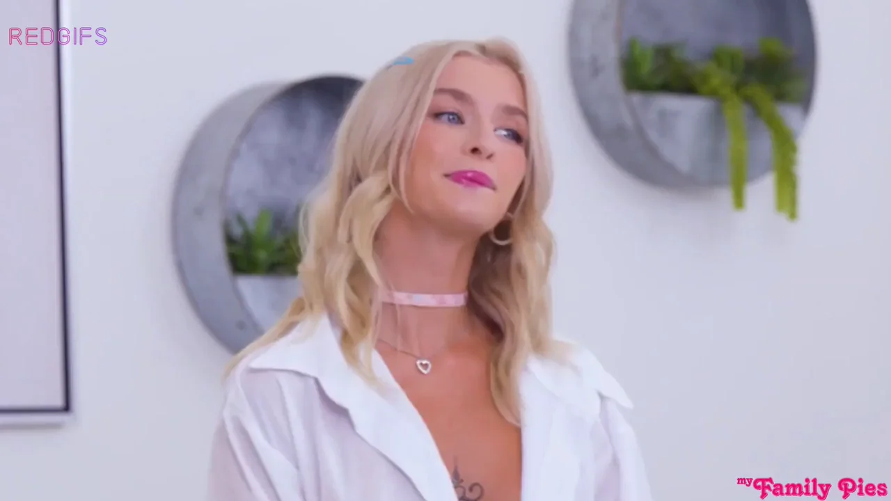 Emma Rosie gets fucked